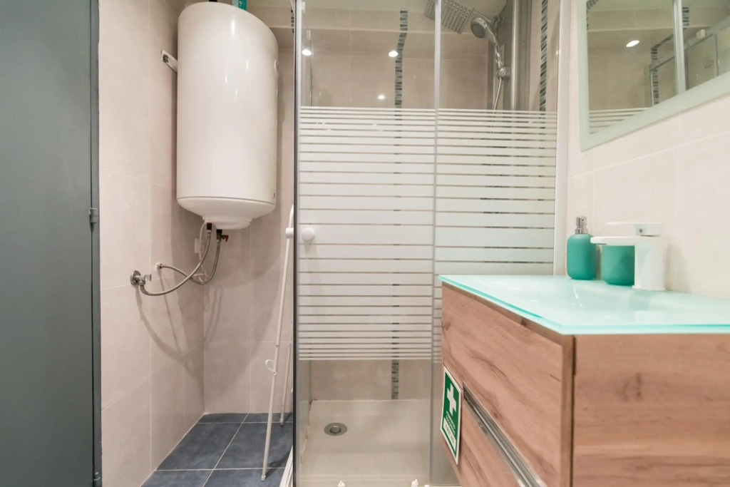 Turquoise Turtle Apartment - with seaview and A/C