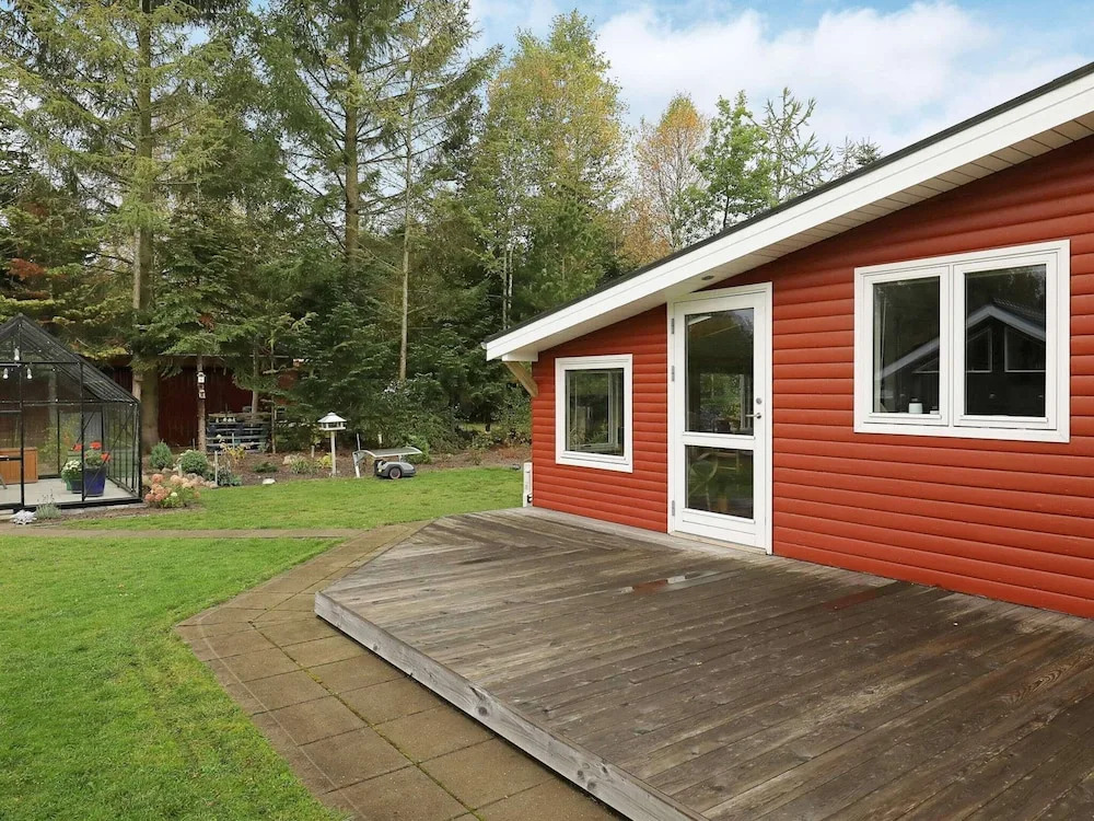 5 Person Holiday Home in Hojslev