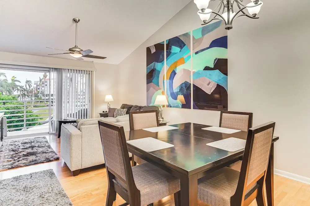 Resort Perks: Condo w/ Private Balcony in St Pete!