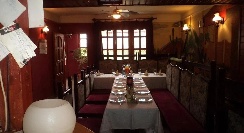 Micófogadó