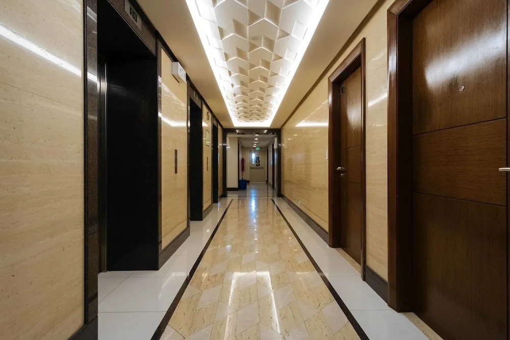 Reddoorz Premium @ Venice Luxury Bgc 2