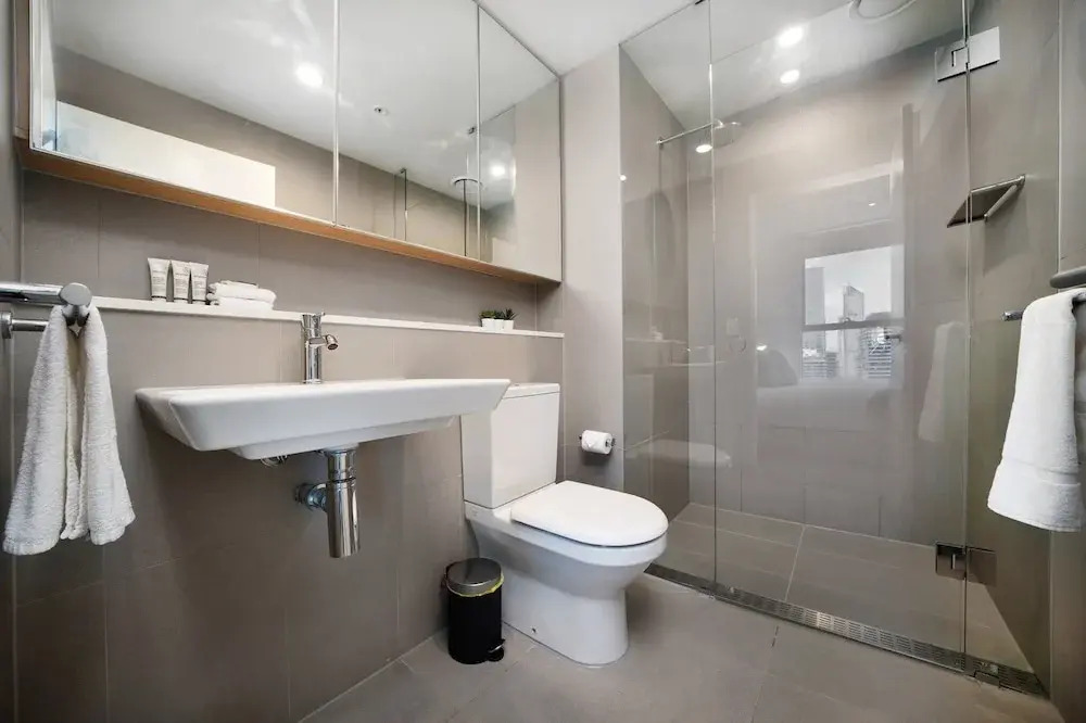 Astra Apartments Docklands