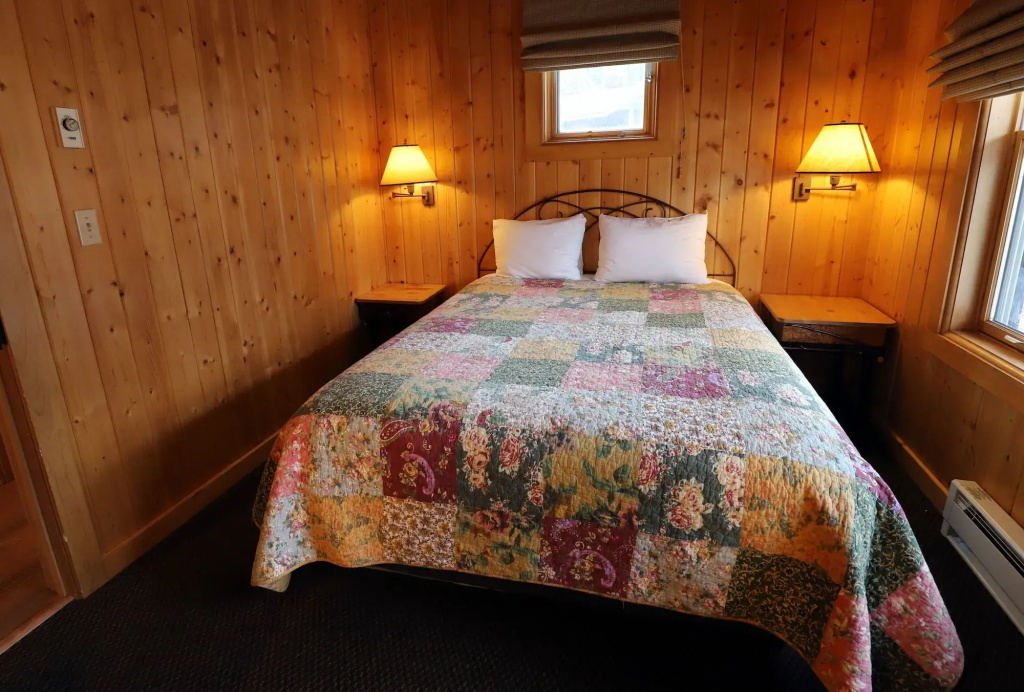 Sun Mountain Lodge