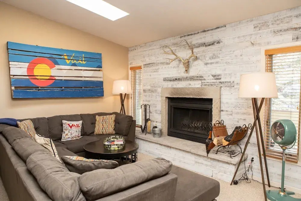 J1 Meadow Creek Miniums 3 Bedroom Condo by RedAwning