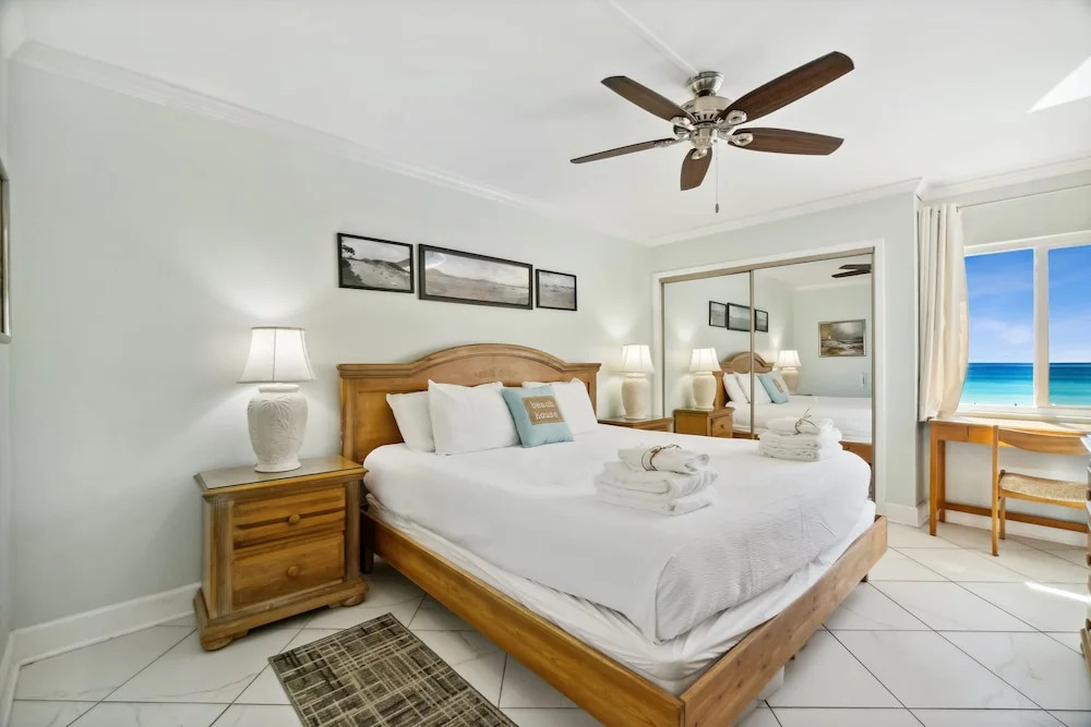 Holiday Surf & Racquet Club - 1 BR Condo - RJV 1575