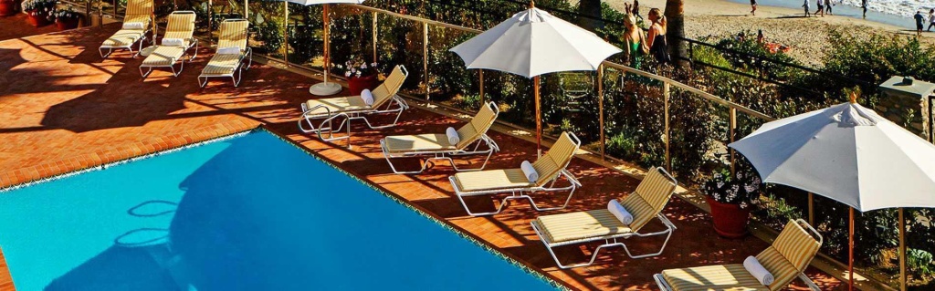 Casa Loma Beach Hotel
