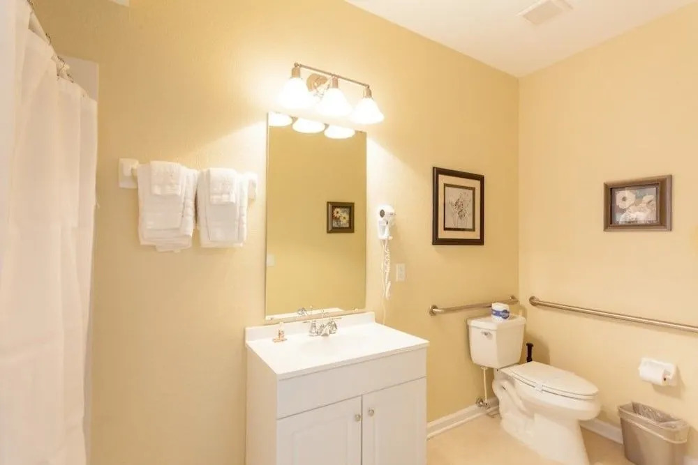 4801 Tidecrest Ave 165 3 Br townhouse by RedAwning