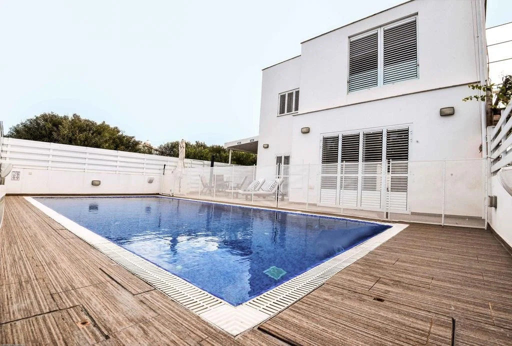 Villa Blue Phoenix