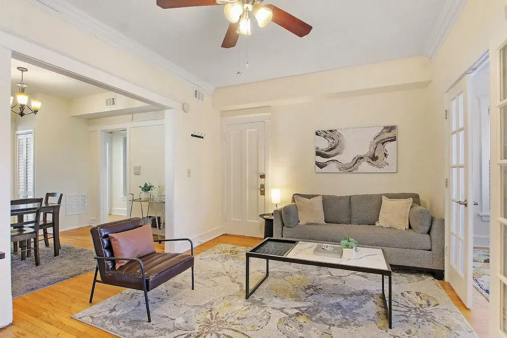 Cozy & Inviting 2BR - Sunnyside 3F
