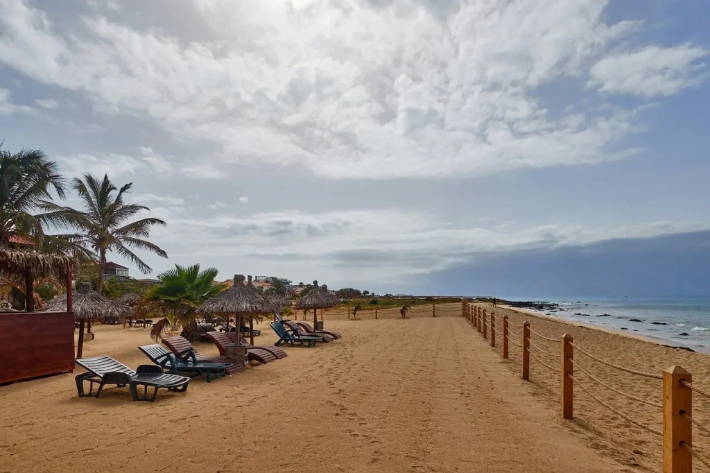 Porto Antigo 1 - Three bedroom, pool & wifi