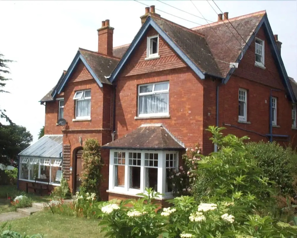 Northshorebude Backpackers Hostel