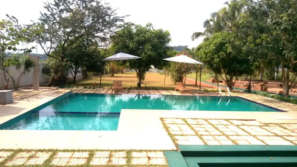 Layathraa Lake View Resort