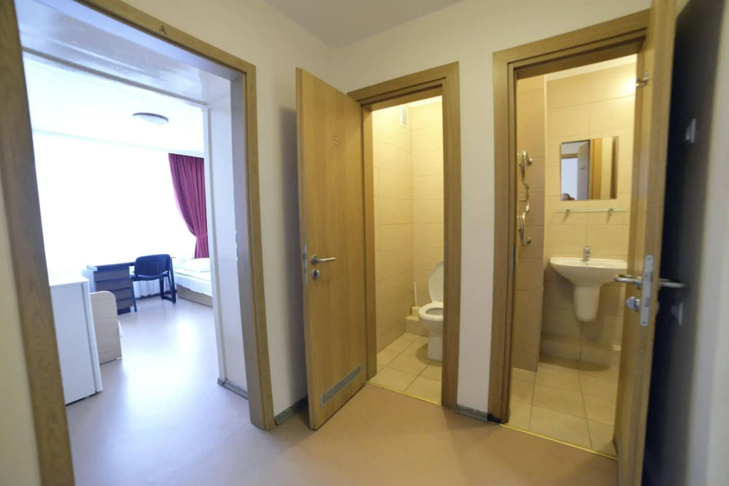 LEU Guest House
