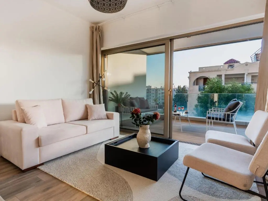 Sanders Crystal 2 Limassol