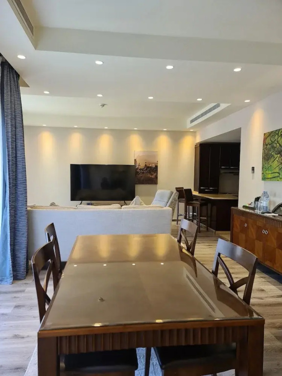 Royal Lazure Resort