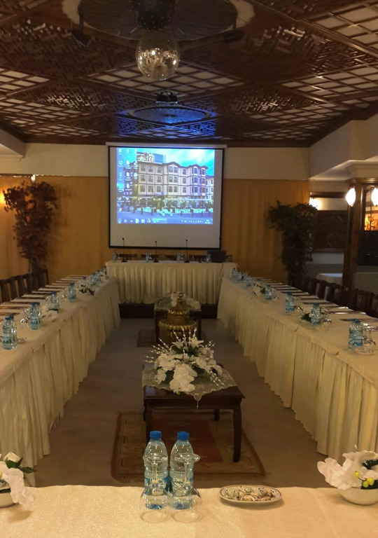Zalifre Hotel