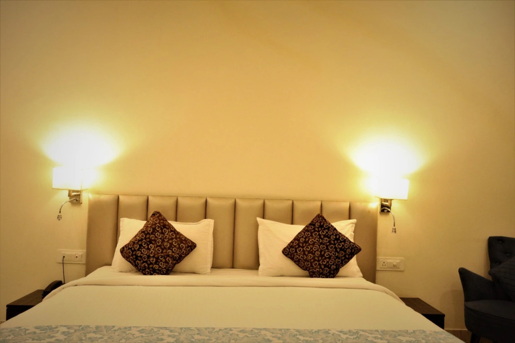 Hotel Jasmine Grand
