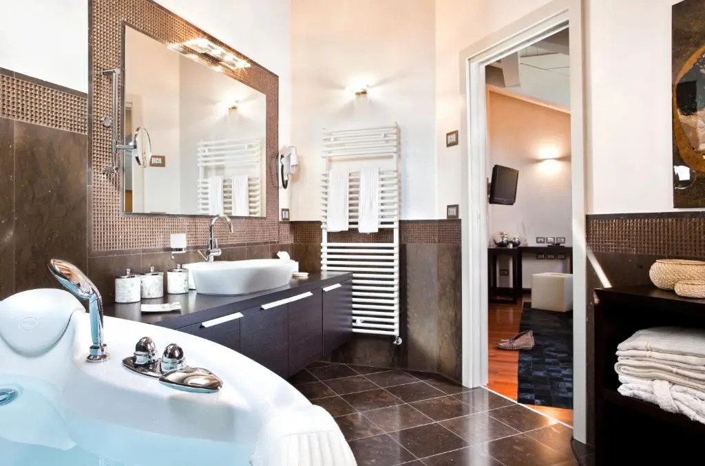 Al Tezzon Hotel