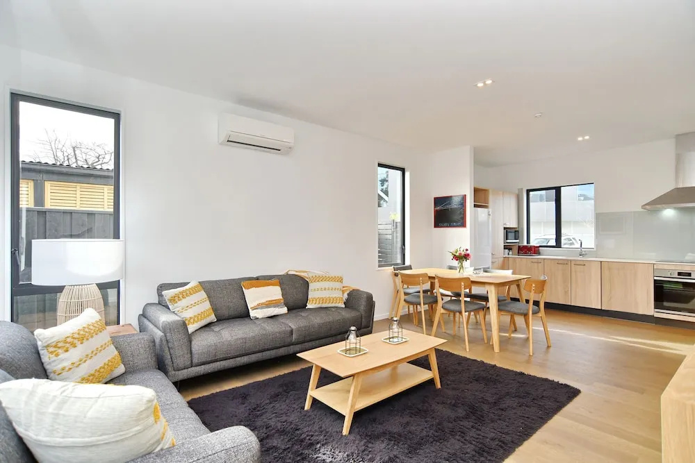 Salisbury Style-ChristchurchHolidayHomes