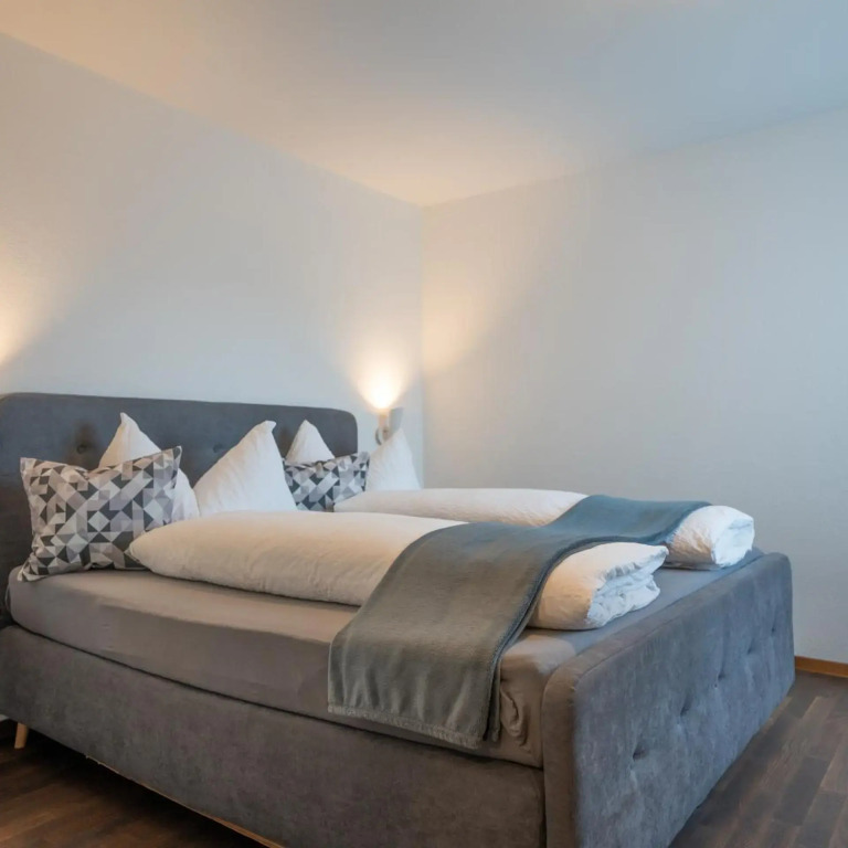 Hotel B&B Stossplatz anytime and easy self Check-in