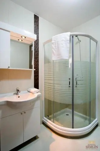 Garni Hotel Semlin BB