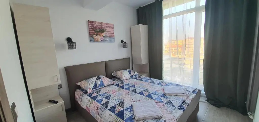 On Beach-Mamaia Residence