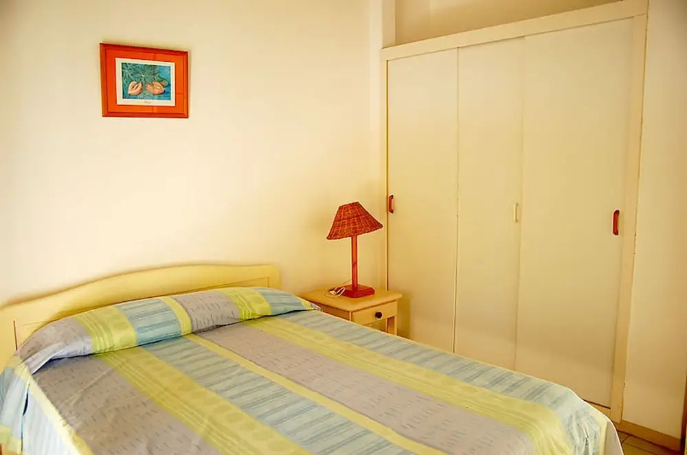 Bungalow for Families and Friends by the sea and Pool - by Feelluxuryholidays