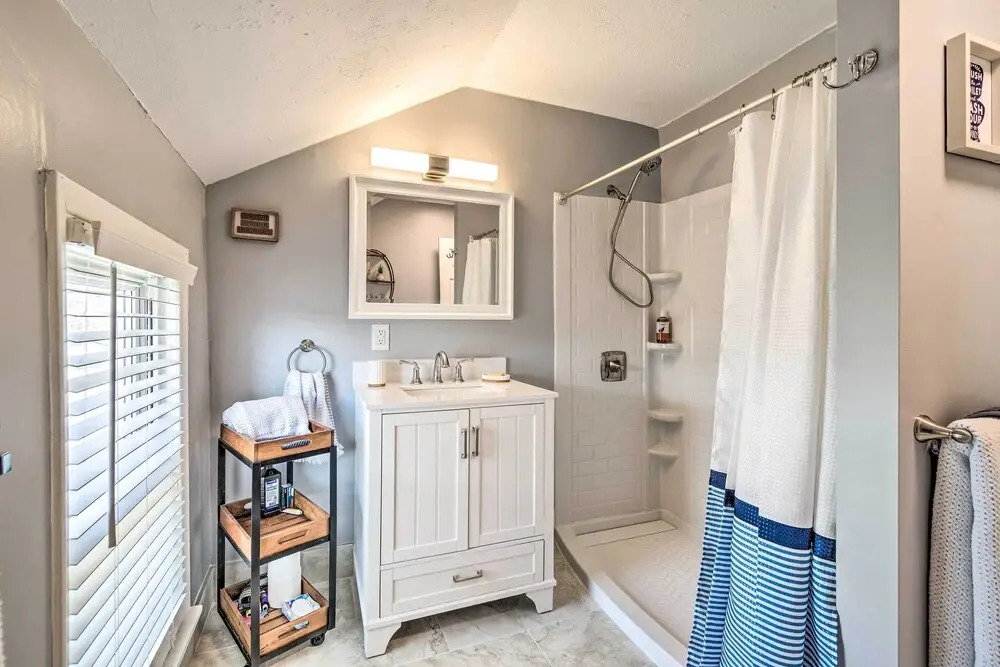 Walk to Parks & Dining: Cozy Canandaigua Home!