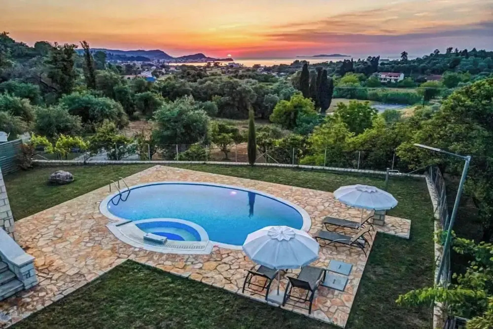 Irida Garden Villa (Please Contact The Property 7 Days In Advance)