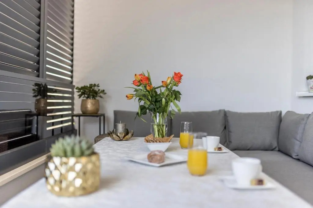 Peaceful Harmony Apartment Near Beach