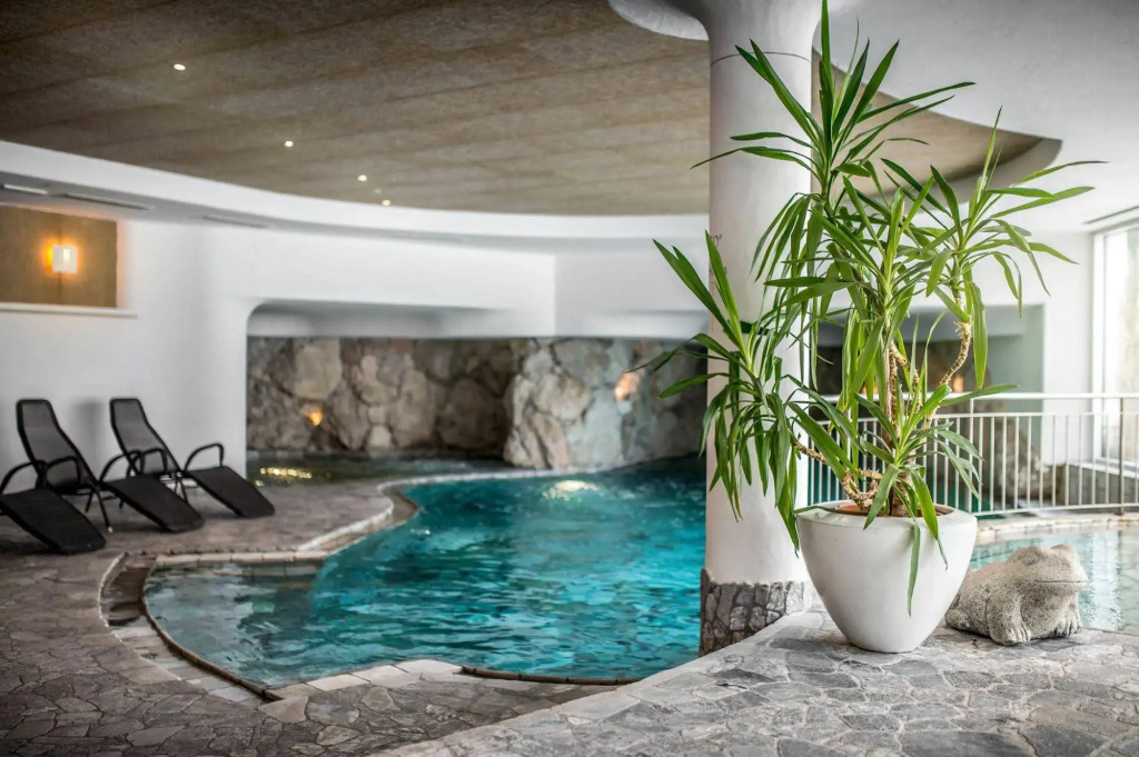 Kristallhotel Corona-Krone