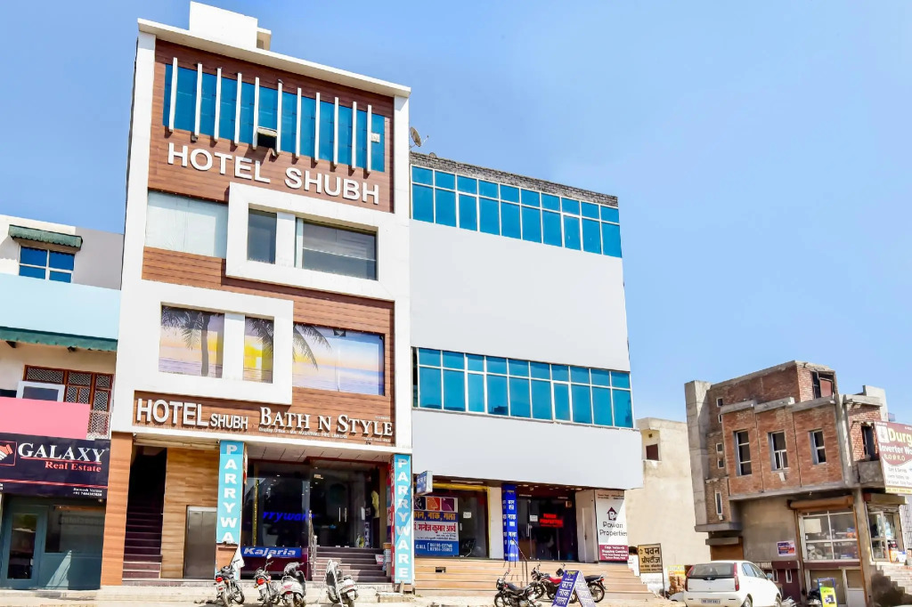 OYO 79224 Hotel Shubh