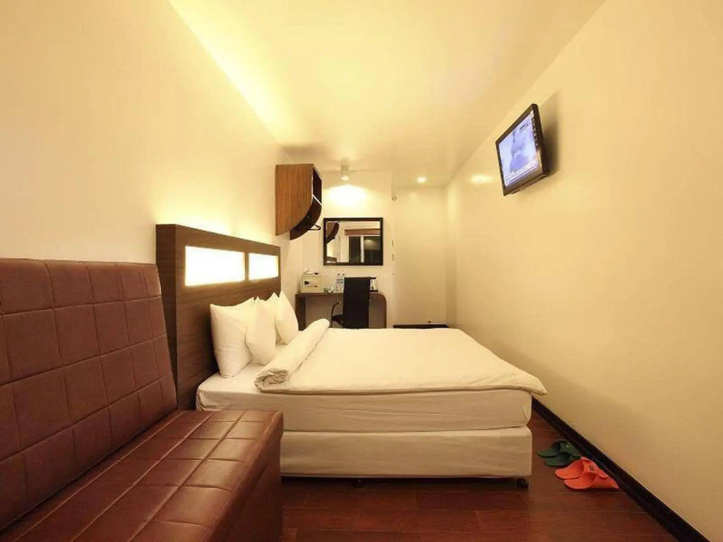 Clover Hotel City Center
