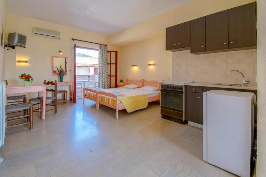 Bella Grecia Studios and Apartments By Hotelius