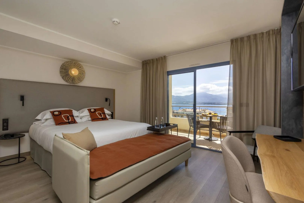 Hotel LAcquale