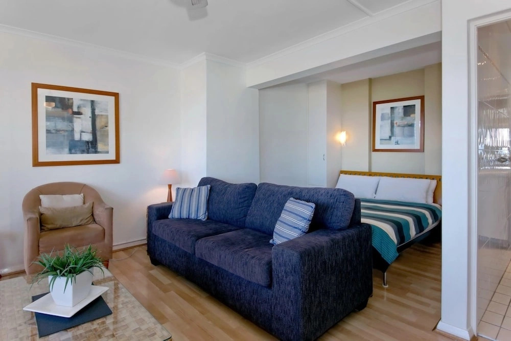 Blue Vista, Unit 8/13 Victoria Parade