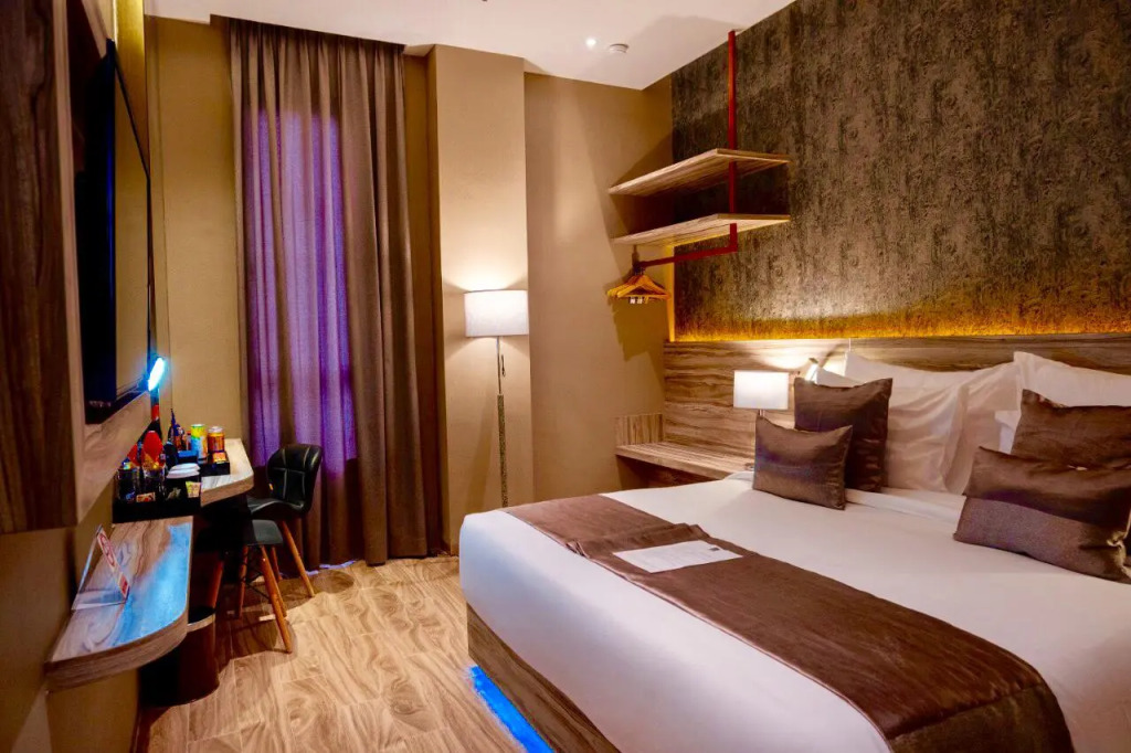 De Paris Hotel