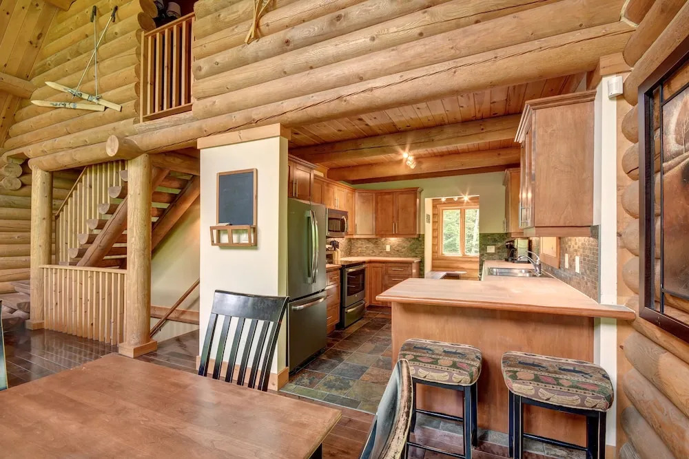 Chalet Caribou
