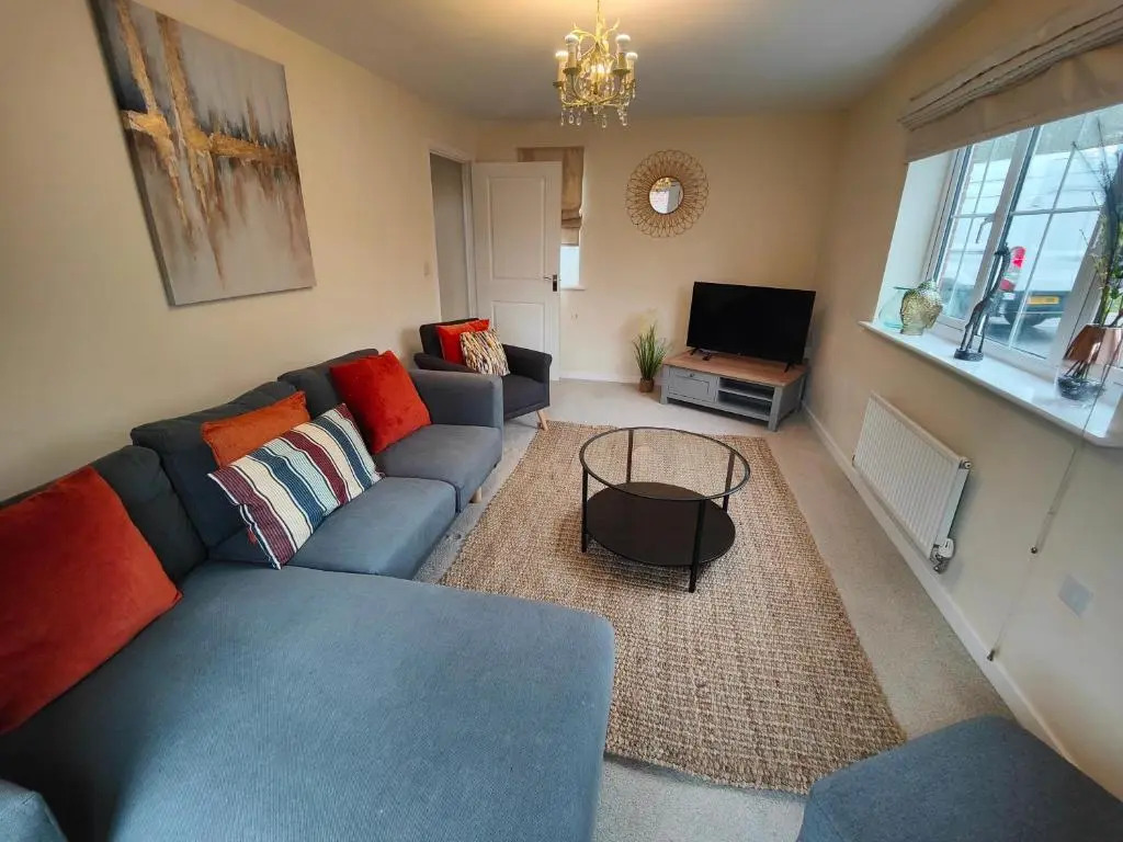 Lakeside-Dakota 3bed house 2bath parking M27 J5 Southampton Airport sleeps 6