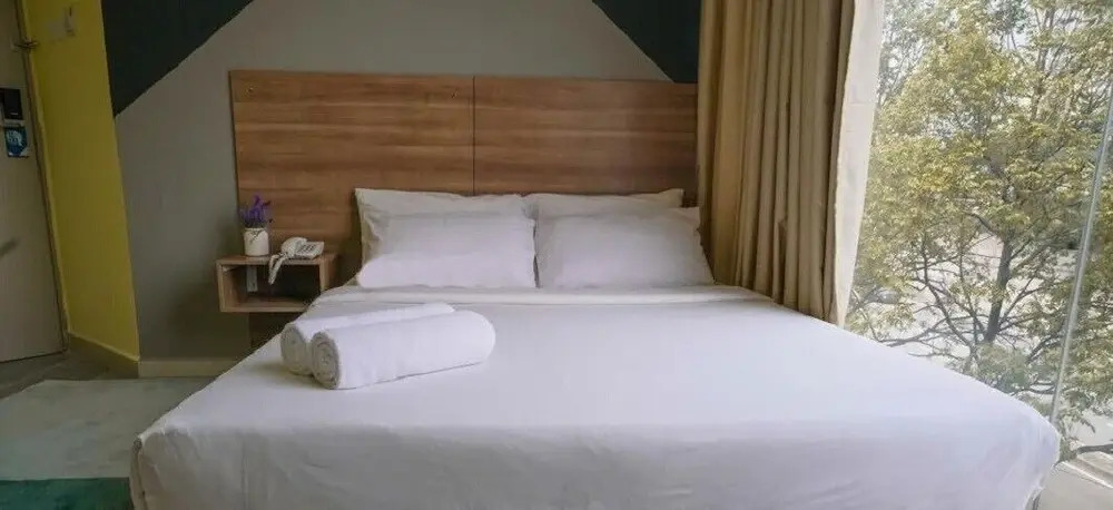 Kiara Inn by KL Suites