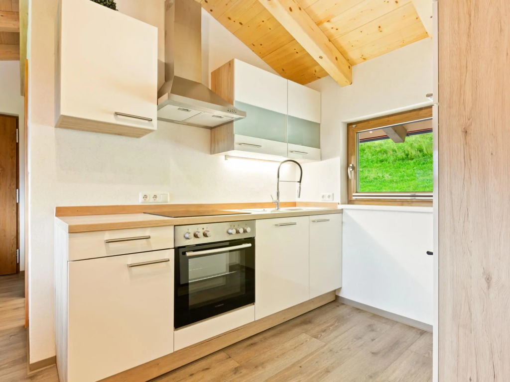 Cozy apartment in Hollersbach in Pinzgau with