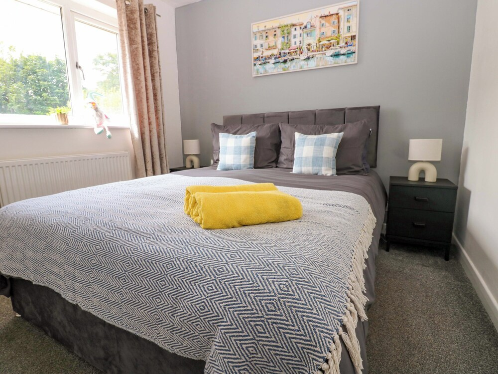 South Beach Coastal Cottage 