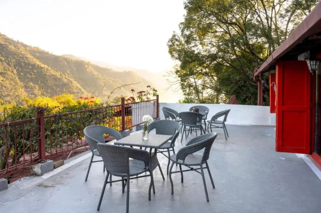 Bara Bungalow Jeolikote, Nainital - A Rosakue Collection