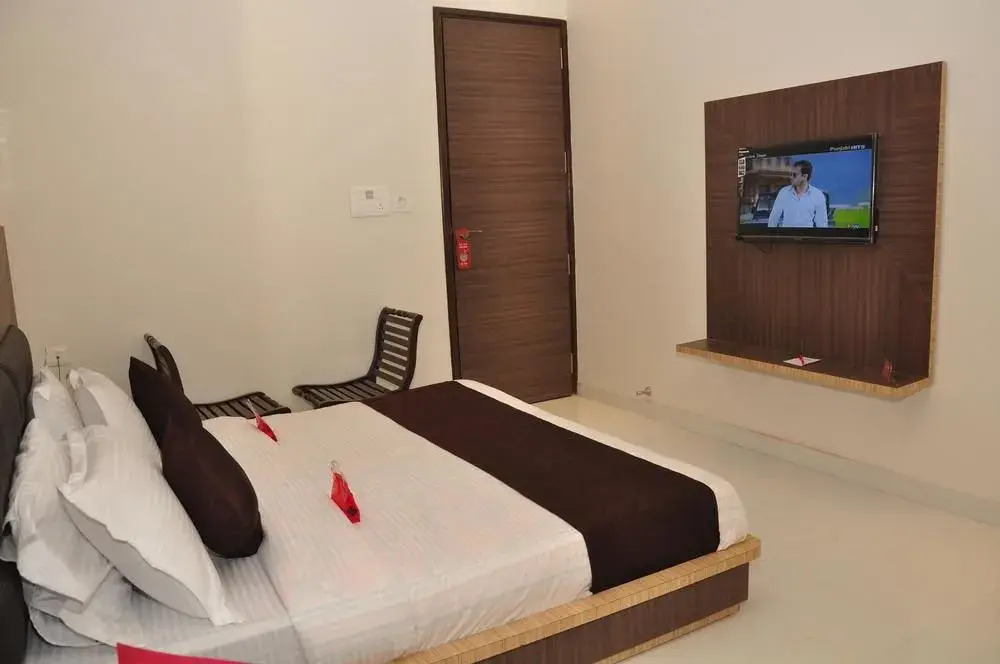 Oyo 1662 Hotel Behl Regency