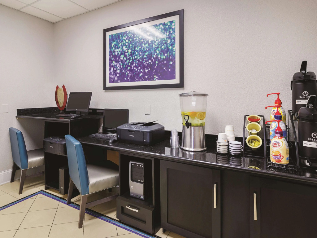 La Quinta by Wyndham Bowling Green