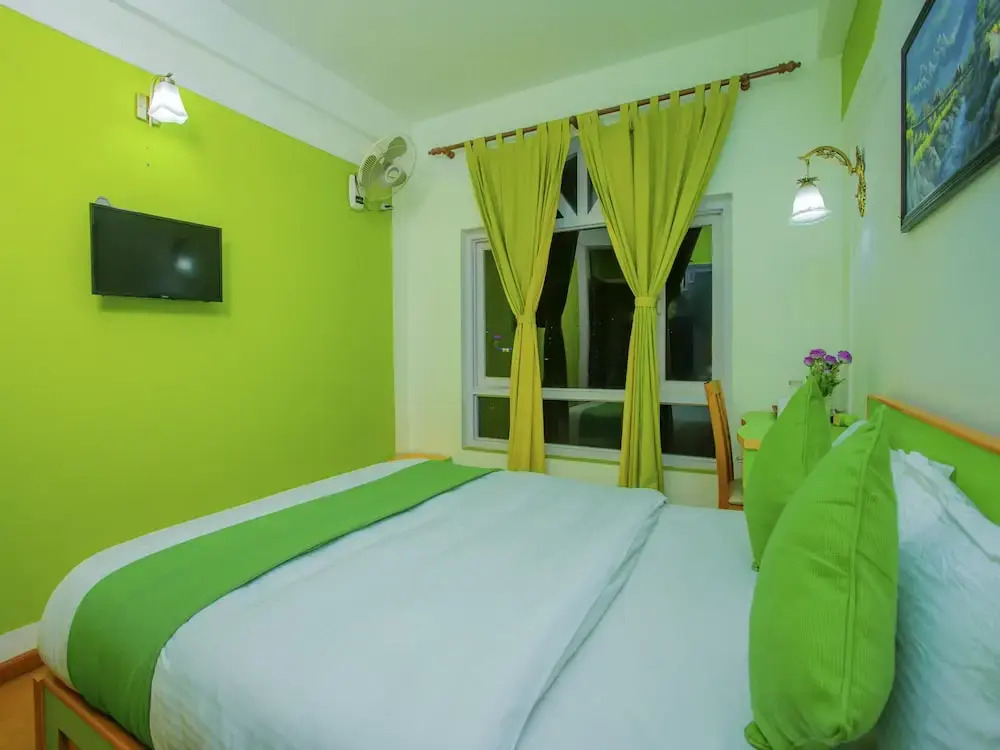 OYO 307 Hari's Home