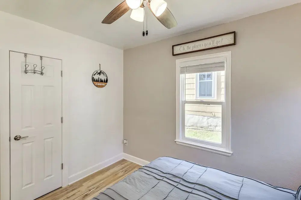 Half-mi to Dtwn Yankton & River: Charming Home!