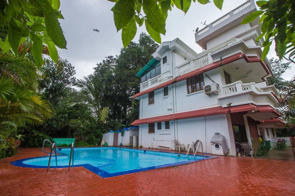 OYO 18661 Home Peaceful Stay Fatrade Beach