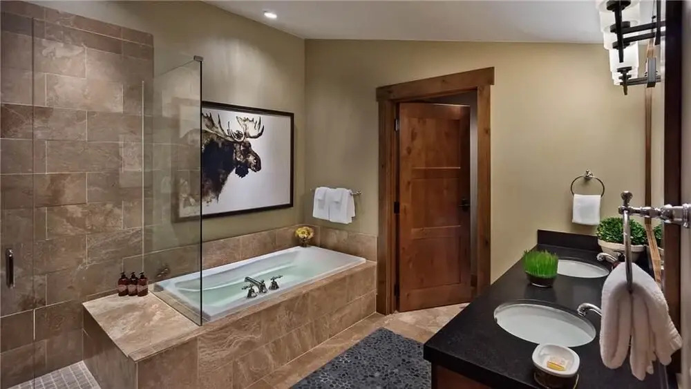 Summit Peak Penthouse 803 4 BedroomCondo By Moving Mountains