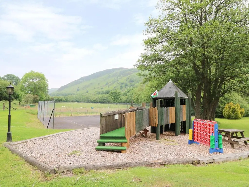 Lake Cottages at Cwm Chwefru